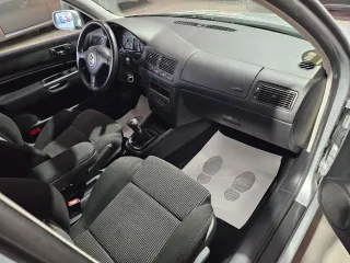 Volkswagen Golf 1.6 gasolina,solo 66.000k,1 dueño.