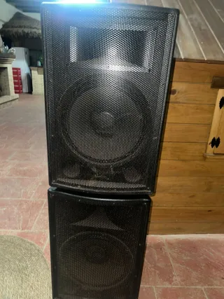 Altavoces PAD Negros