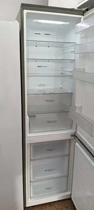 NEVERA COMBI L. G NO FROST ENERGÍA A+++