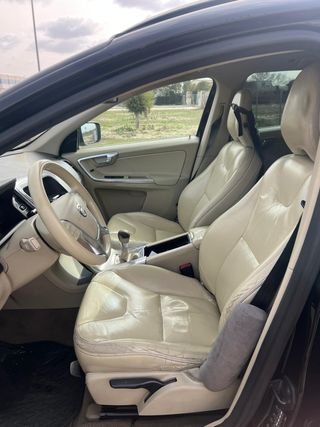 Volvo XC60 2.4 D5 AWD Summum