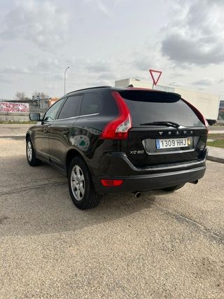 Volvo XC60 2.4 D5 AWD Summum