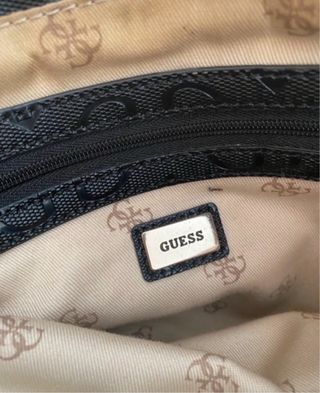 Bolso Guess Negro Hombro