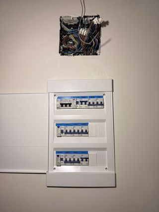 Electricista, lampista , pladur , reformas