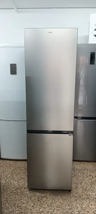 Nevera Candy con tara nueva Candy plateada