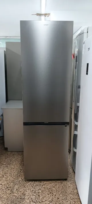 Nevera Candy con tara nueva Candy plateada