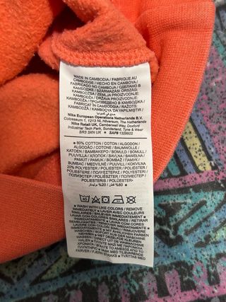 Sudadera Nike Talla XS color coral