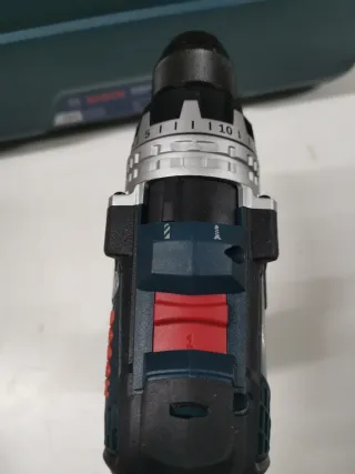 Taladro atornillador bosch 18v con maletin