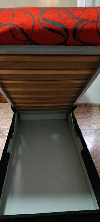 URGENTE Sofá Chaise Longue Rojo