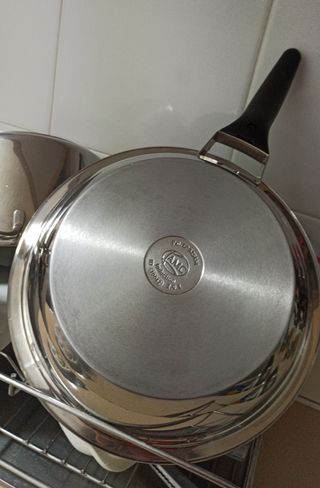 Sartén AMC 28 cm con tapa