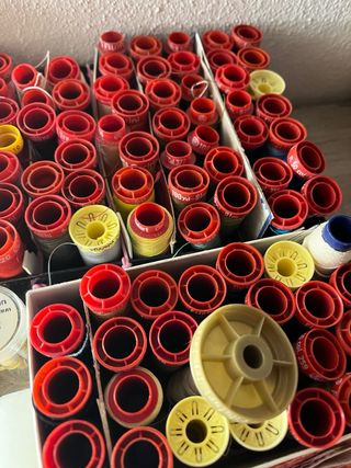 Vasto assortimento materiale cucito