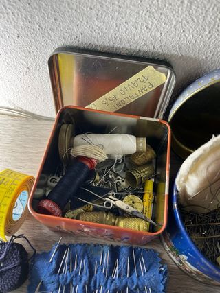 Vasto assortimento materiale cucito