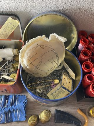 Vasto assortimento materiale cucito