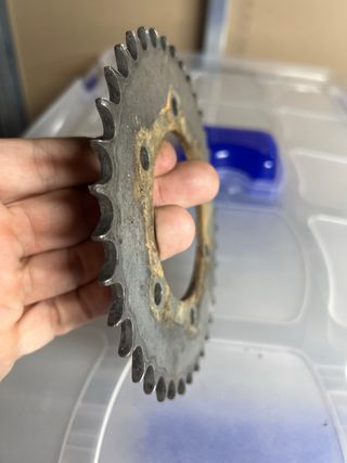 Suzuki Dr Big 50 Corona 38 dientes