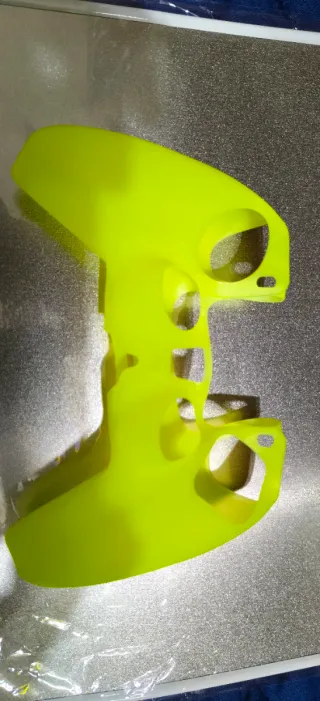 Protezione per controller dualsense vari colori.