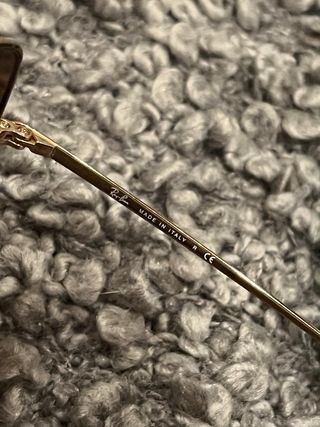 Gafas de sol Ray-Ban cuadradas doradas