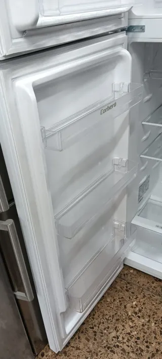 NEVERA PEQUEÑA CORBERO NO FROST ENERGÍA A+
