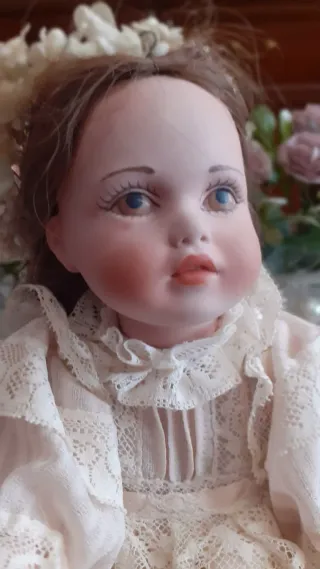 Bambola porcellana Le bambole di Arianna