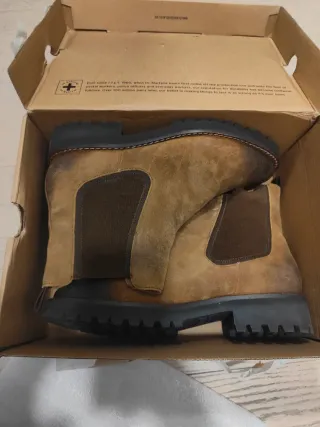 THURSDAY BOOT COMPANY Stivaletti Chelsea Pelle