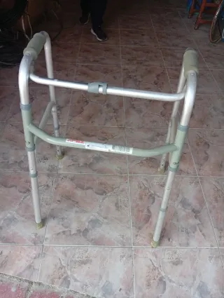 Andador Plegable Apex