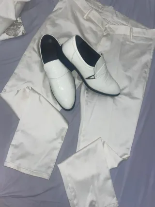 Traje Novio Gitano Blanco y plata