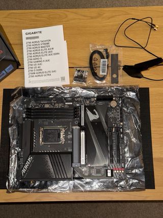 Placa Z790 AORUS ELITE AX