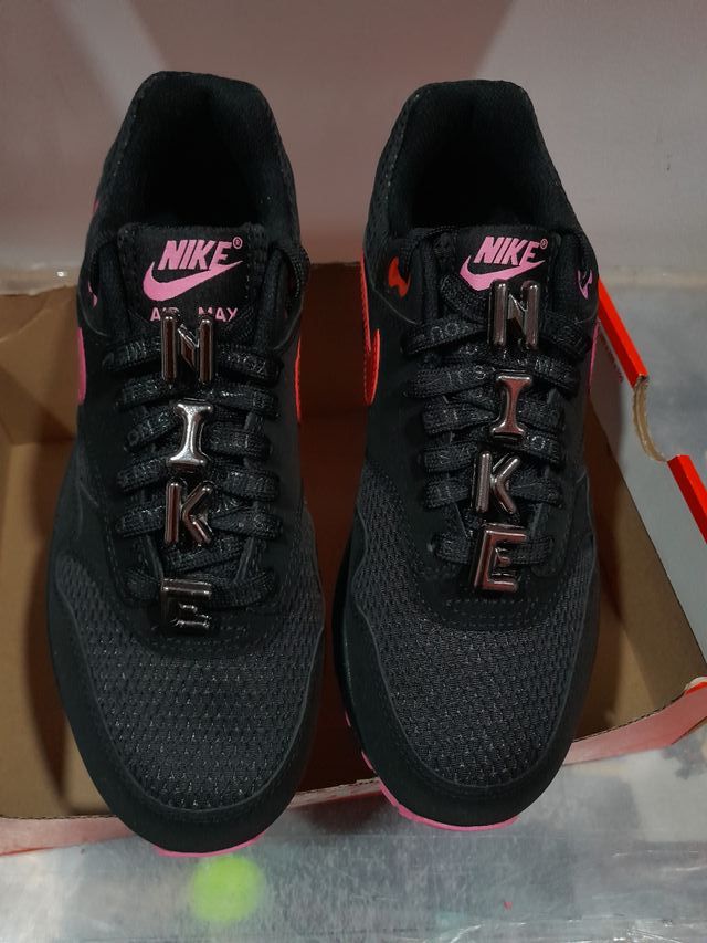 Nike Air Max 1 PRM Negro Rosa Talla 37.5 y 44.5