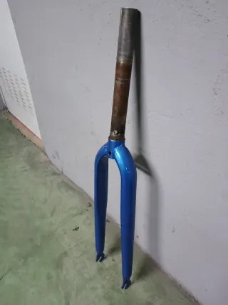 Horquilla  de Bicicleta Azul 700 freno v-brake