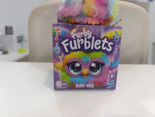Furby Furblets Ray-Vee