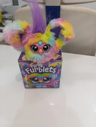 Furby Furblets Ray-Vee