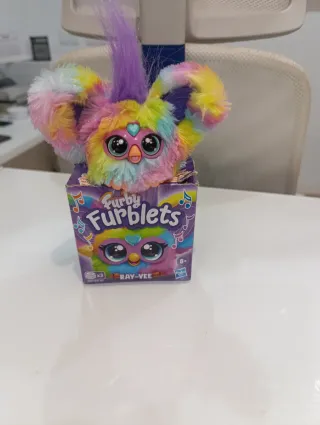 Furby Furblets Ray-Vee