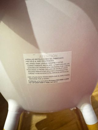 Trona bebé madera y gris