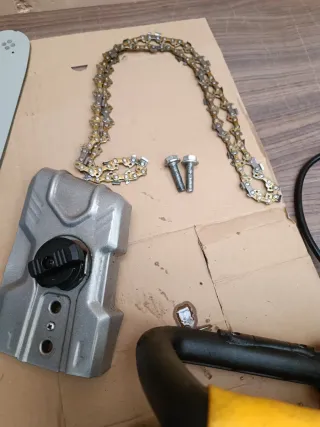 Motosierra Eléctrica 40cm 2000W