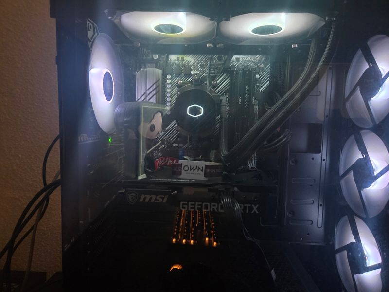 PC Gaming Ryzen 5 5600X RTX 3060 16GB RAM afbeelding 4