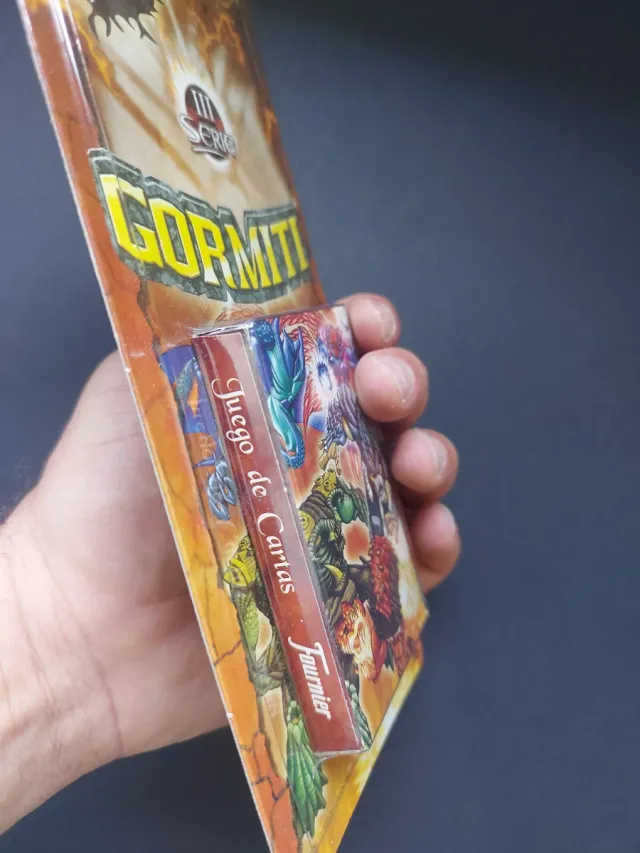 Blister SIN ABRIR Juego Gormiti serie 3 Colección.