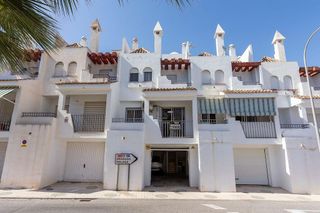 Casa adosada en venta en Almuñecar en Almuñécar