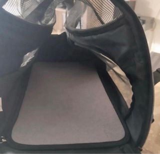 Transportín para mascotas gris y negro
