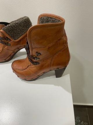 Botas de couro castanhas n. 36