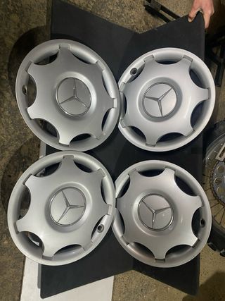 Tapacubos Mercedes (Set de 4) 16 pulgadas