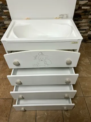 Mueble cambiador bañera bebé