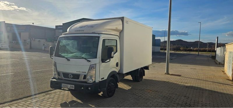 Nissan NT400 Cabstar 2015 - foto 1