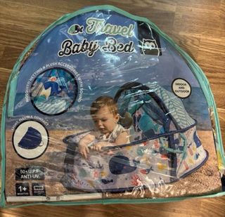 Cuna de viaje para bebé con mosquitera