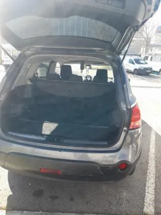 Nissan Qashqai+2 2010