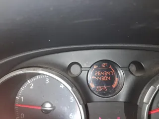 Nissan Qashqai+2 2010