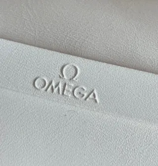 Estuche Caja Omega Roja