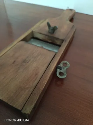 Cortador/Rebanador de madera antiguo