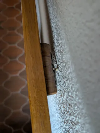 Cabecero perimetral de madera en L