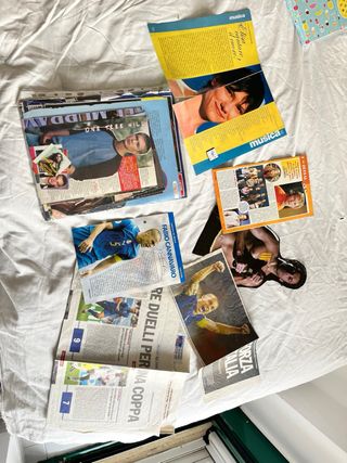 Lotto riviste e poster: attori, cantanti