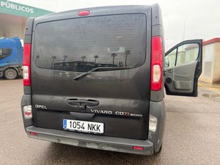 Opel Vivaro 2015