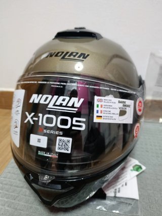 Casco modular carbono Nolan X-1005 fabricación2026
