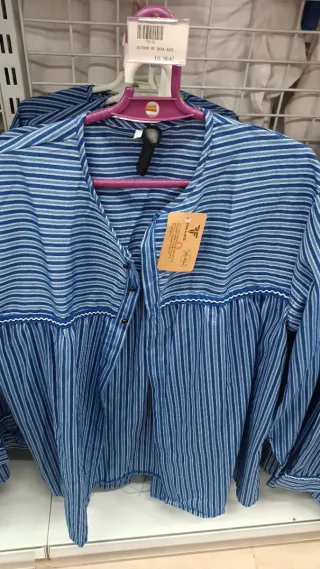 Blusón fallero rayas azul y blanco diferentes tall